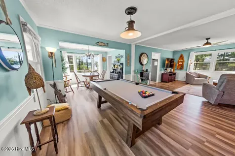 102 Crows Nest Street Oriental NC 28571