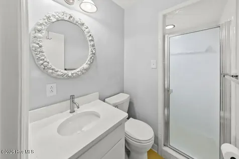 102 Crows Nest Street Oriental NC 28571