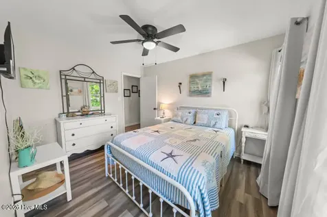 102 Crows Nest Street Oriental NC 28571