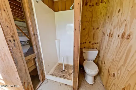 102 Crows Nest Street Oriental NC 28571