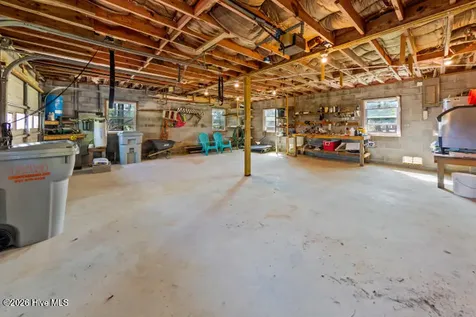 102 Crows Nest Street Oriental NC 28571
