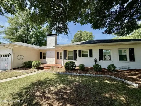 103 Finch Street Clinton NC 28328