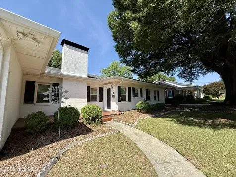 103 Finch Street Clinton NC 28328