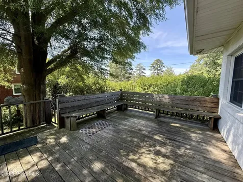 103 Finch Street Clinton NC 28328