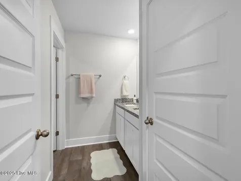 1719 Blacktip Drive SE Winnabow NC 28479