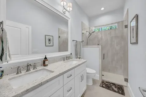 1304 Old Foards Lane Wilmington NC 28409
