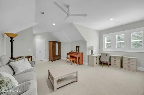 1304 Old Foards Lane Wilmington NC 28409