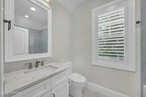 1304 Old Foards Lane Wilmington NC 28409