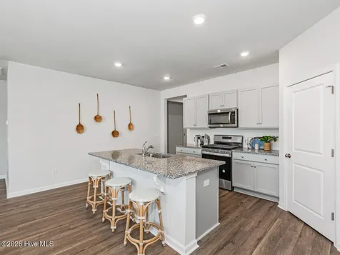 1715 Blacktip Drive SE Winnabow NC 28479