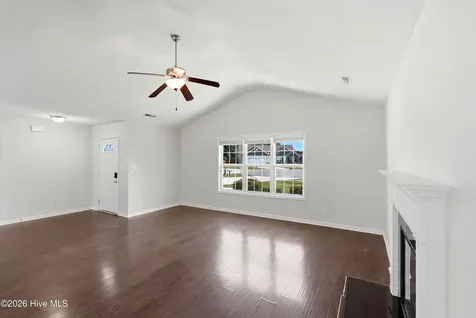 209 Imperial Lane Jacksonville NC 28546