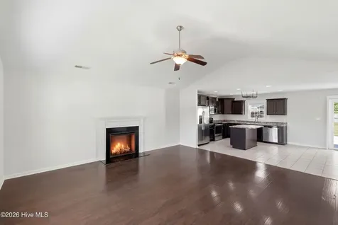 209 Imperial Lane Jacksonville NC 28546