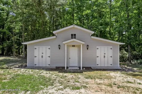 573 Smiths Winding Lane Pikeville NC 27863