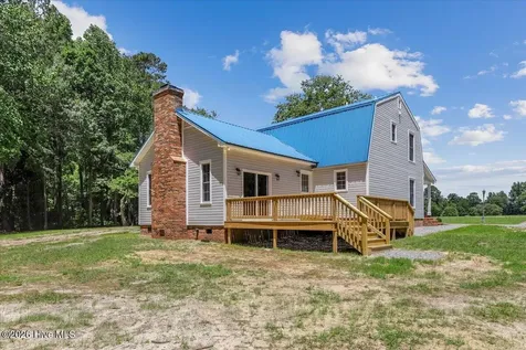 573 Smiths Winding Lane Pikeville NC 27863