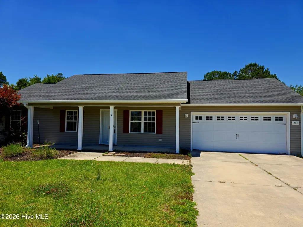 214 Michel Court Hubert NC 28539