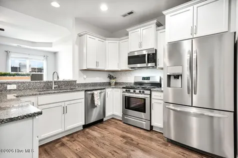 6436 Pinnacle Point Winnabow NC 28479