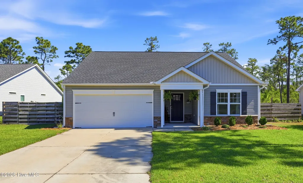 4432 Pinewood Village Drive SE Southport NC 28461