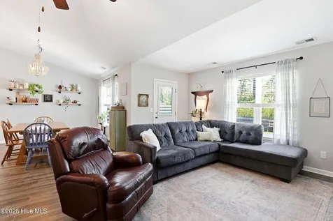 4432 Pinewood Village Drive SE Southport NC 28461
