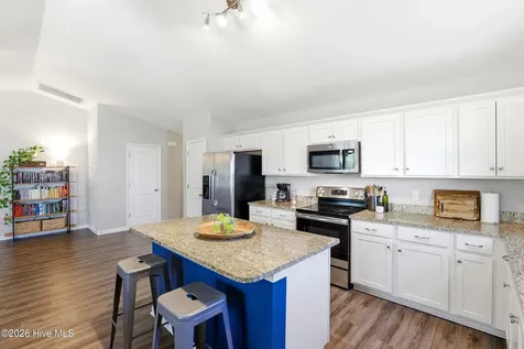 4432 Pinewood Village Drive SE Southport NC 28461