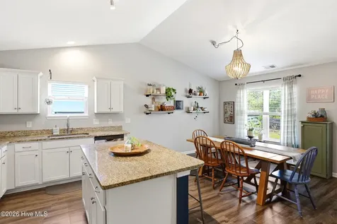 4432 Pinewood Village Drive SE Southport NC 28461