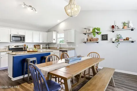 4432 Pinewood Village Drive SE Southport NC 28461