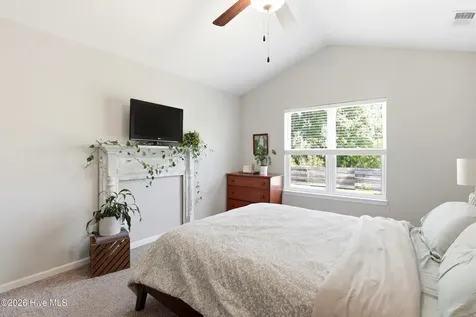 4432 Pinewood Village Drive SE Southport NC 28461