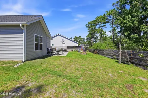 4432 Pinewood Village Drive SE Southport NC 28461