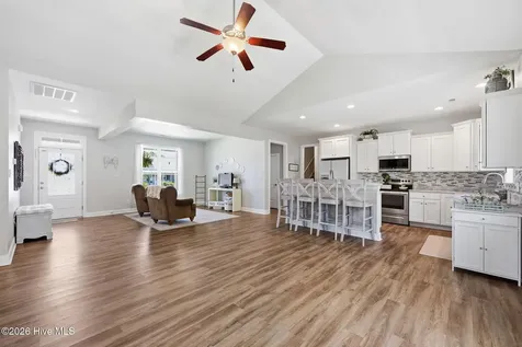 120 Shadow Creek Drive Hubert NC 28539