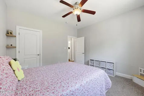 120 Shadow Creek Drive Hubert NC 28539