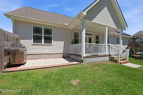 120 Shadow Creek Drive Hubert NC 28539