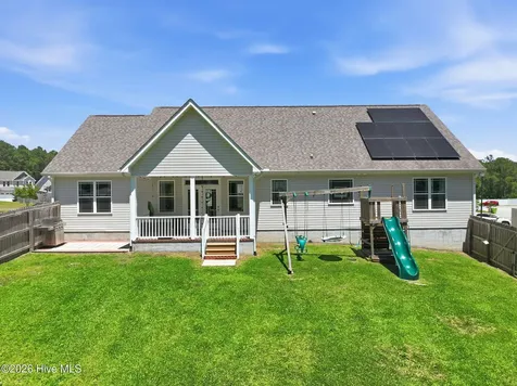 120 Shadow Creek Drive Hubert NC 28539