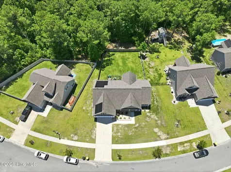 120 Shadow Creek Drive Hubert NC 28539