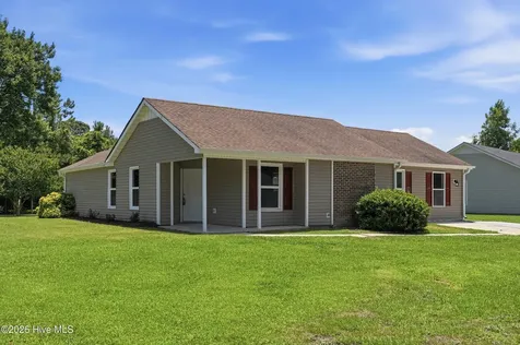 104 Hearthstone Court Jacksonville NC 28546