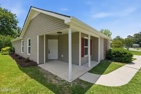 104 Hearthstone Court Jacksonville NC 28546