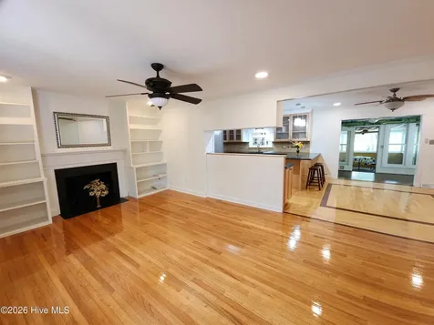 107 S Lakeshore Drive Whispering Pines NC 28327