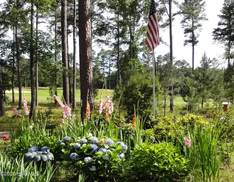 107 S Lakeshore Drive Whispering Pines NC 28327