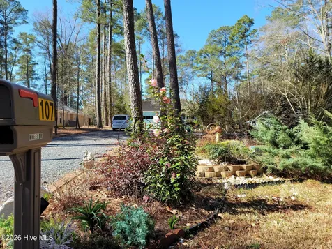 107 S Lakeshore Drive Whispering Pines NC 28327