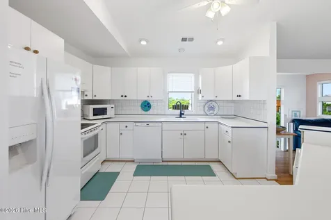 120 W Westside Court Nags Head NC 27959