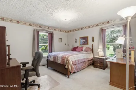 103 Quartre Circle New Bern NC 28560