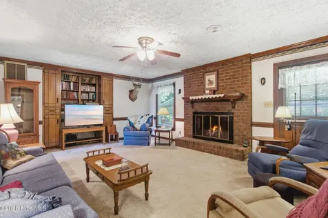 103 Quartre Circle New Bern NC 28560