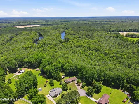 103 Quartre Circle New Bern NC 28560