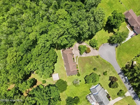 103 Quartre Circle New Bern NC 28560