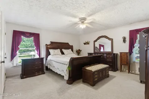 103 Quartre Circle New Bern NC 28560