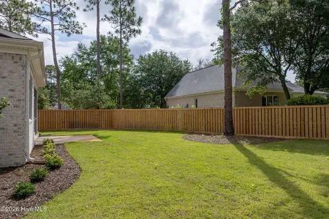 23 Stonegate Circle Hampstead NC 28443