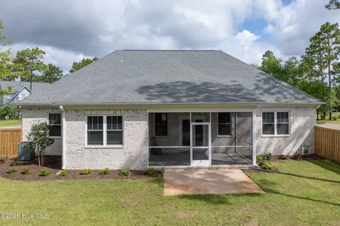 23 Stonegate Circle Hampstead NC 28443