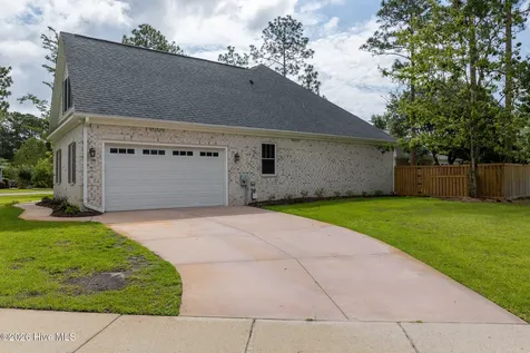 23 Stonegate Circle Hampstead NC 28443