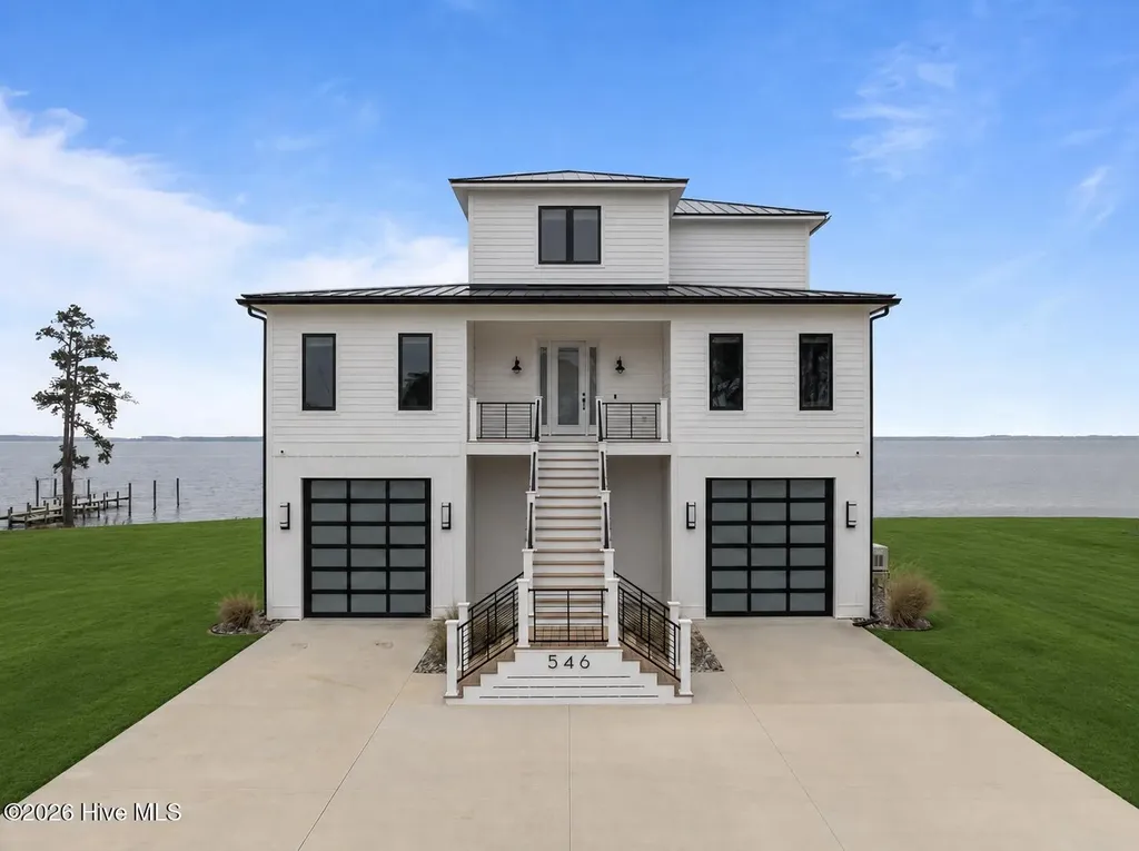 546 S Brightleaf Drive Minnesott Beach NC 28510