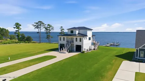 546 S Brightleaf Drive Minnesott Beach NC 28510