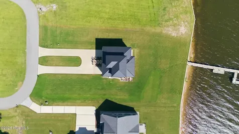 546 S Brightleaf Drive Minnesott Beach NC 28510