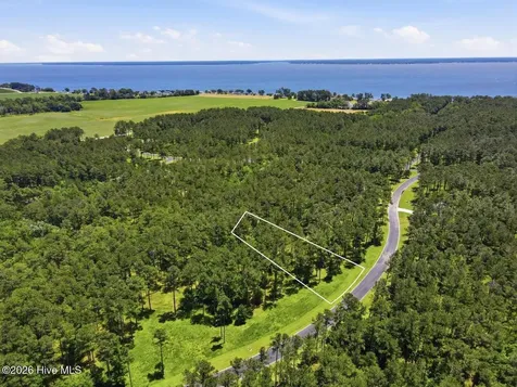 130 Ocracoke Drive Oriental NC 28571