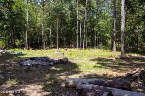 206 Blueberry Court Hubert NC 28539